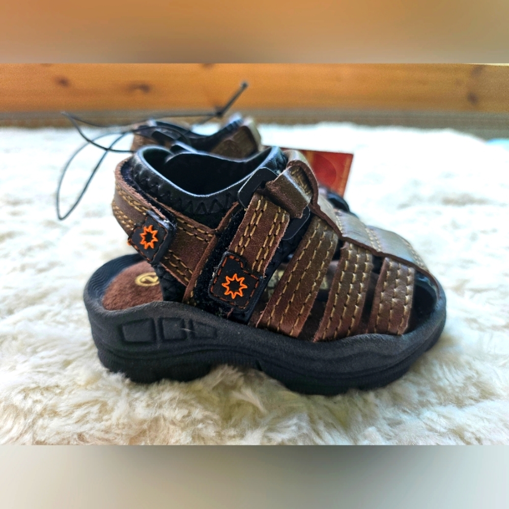 Faded Glory Baby Infant Sandals, Velcro Straps, Brown, Size 2, NWT